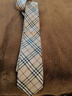 Burberry Plaid Classic Men's Silk Tie